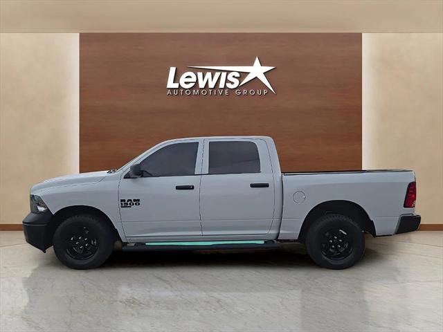 2022 RAM 1500 Classic Tradesman Crew Cab 4x4 57 Box