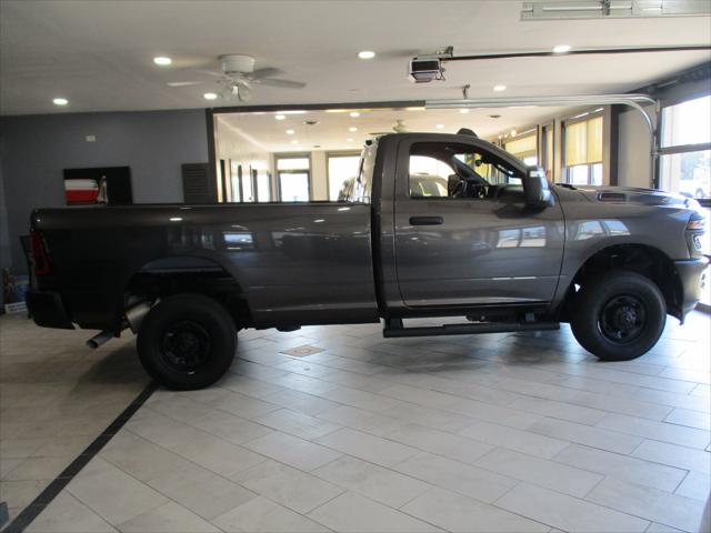 2025 RAM 2500 Tradesman Regular Cab 4x4 8 Box 2025 RAM 2500 Tradesman Regular Cab 4x4 8 Box