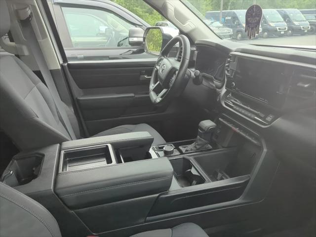 2024 Toyota Tundra SR5 4WD