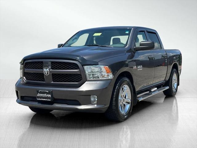 2017 RAM 1500 Express Crew Cab 4x2 57 Box