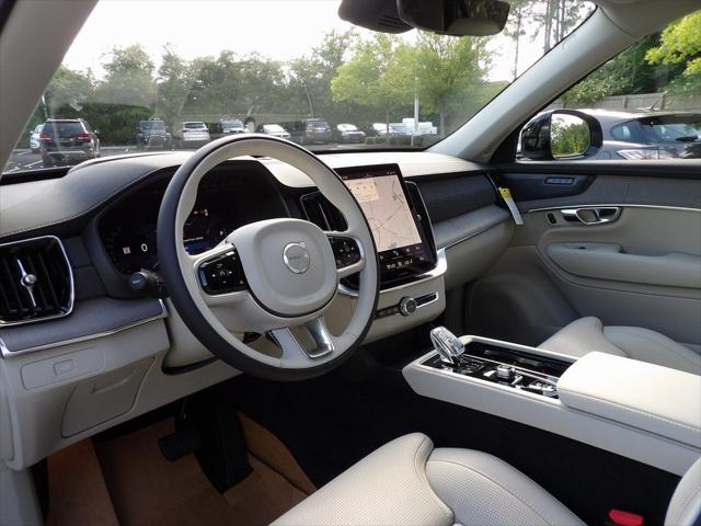 2026 Volvo XC90 B6 Ultra Dark Theme 7-Seater