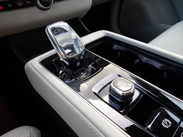 2026 Volvo XC90 B6 Ultra Dark Theme 7-Seater