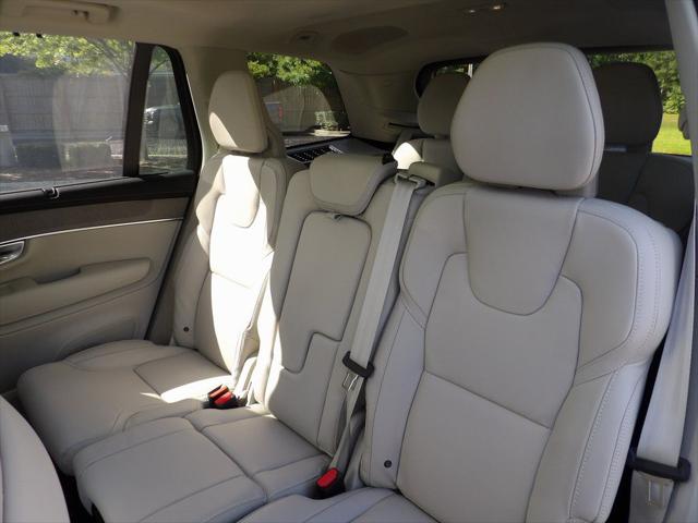 2026 Volvo XC90 B6 Ultra Dark Theme 7-Seater