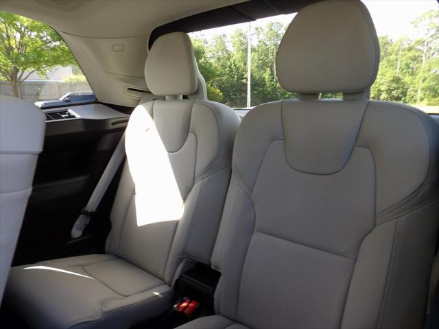 2026 Volvo XC90 B6 Ultra Dark Theme 7-Seater