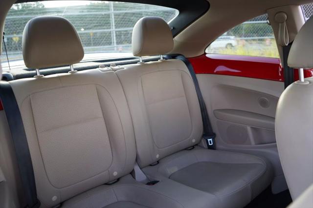 2019 Volkswagen Beetle 2.0T SE