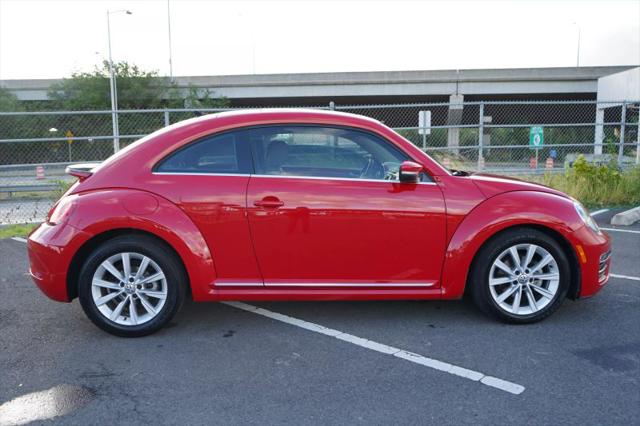 2019 Volkswagen Beetle 2.0T SE