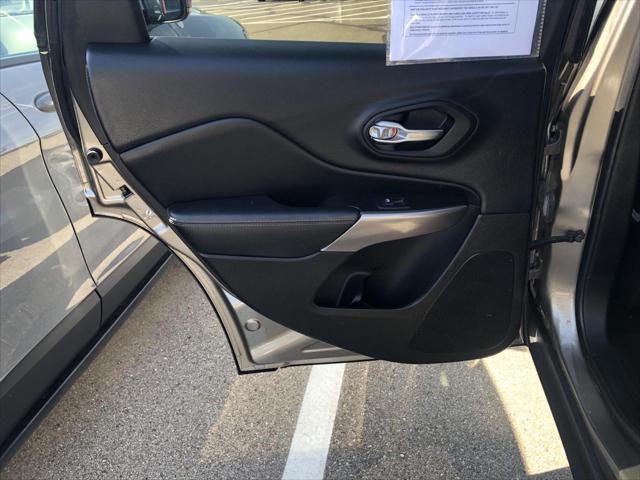 Used 2019 Jeep Cherokee For Sale in Jackson, MI