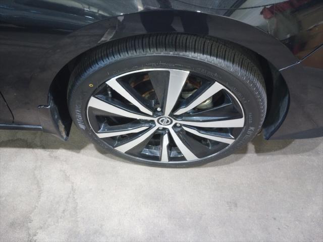2021 Nissan Altima SR FWD