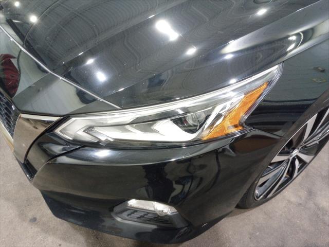 2021 Nissan Altima SR FWD