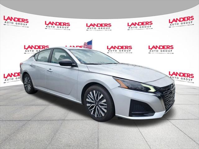 2024 Nissan Altima SV FWD