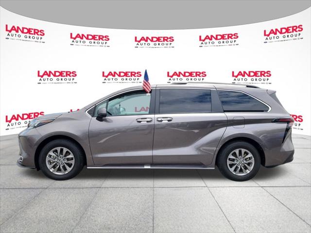 2024 Toyota Sienna XLE