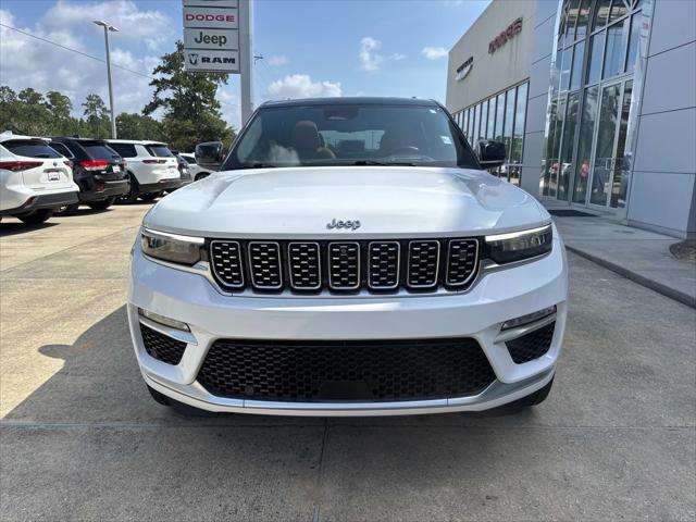 2022 Jeep Grand Cherokee Summit 4x2