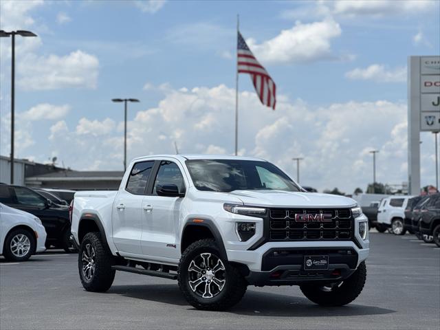 2024 GMC Canyon 4WD AT4