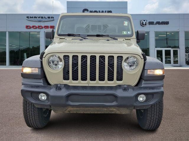 2020 Jeep Gladiator Sport S 4X4