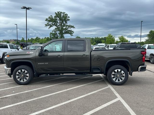 2022 Chevrolet Silverado 2500HD 4WD Crew Cab Standard Bed LT