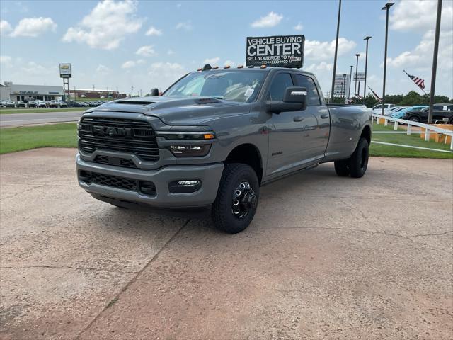 2025 RAM Ram 3500 RAM 3500 LARAMIE CREW CAB 4X4 8 BOX