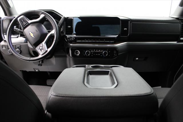 2024 Chevrolet Silverado 1500 4WD Crew Cab Standard Bed LT