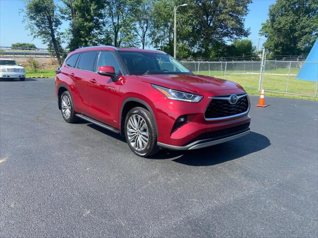 2020 Toyota Highlander Hybrid Platinum