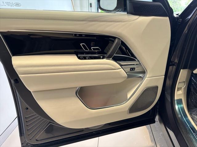 2025 Land Rover Range Rover P530 Autobiography