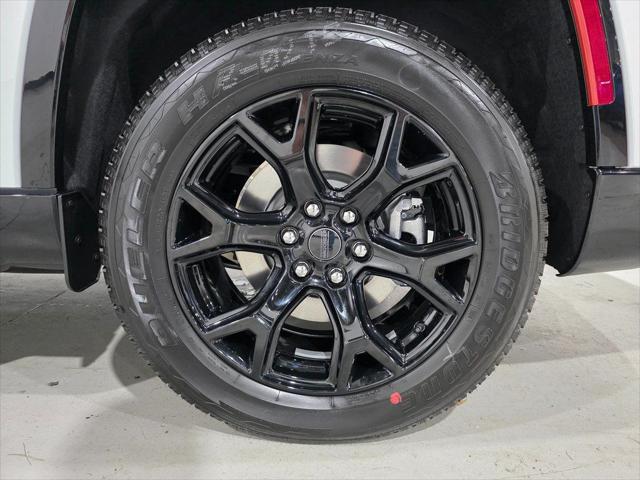 2025 Jeep Wagoneer Series II Carbide 4x4