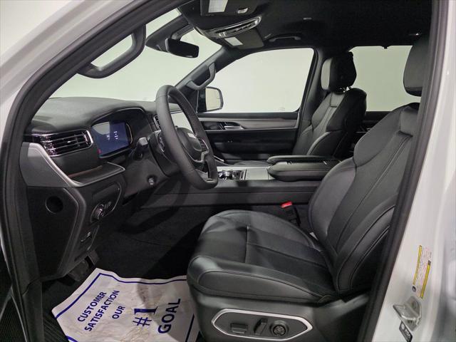2025 Jeep Wagoneer Series II Carbide 4x4