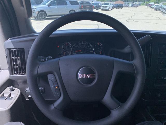 2025 GMC Savana Cutaway Work Van