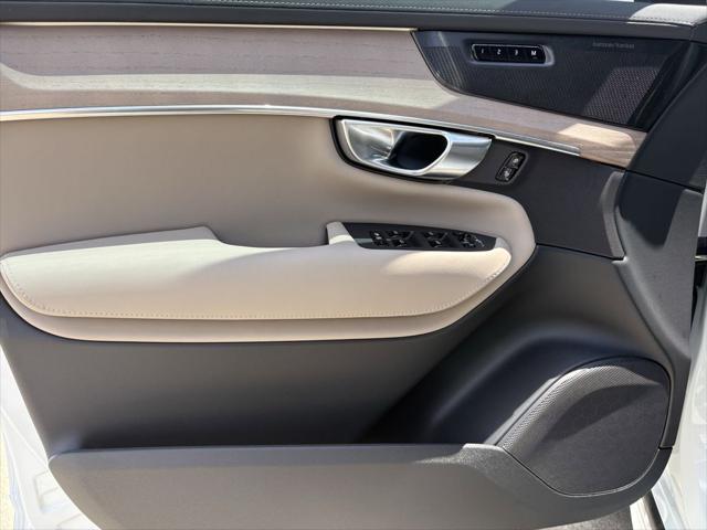 2026 Volvo XC90 Plus, B6 AWD Gas (mild hybrid), Gasoline, Bright, 7 Seats