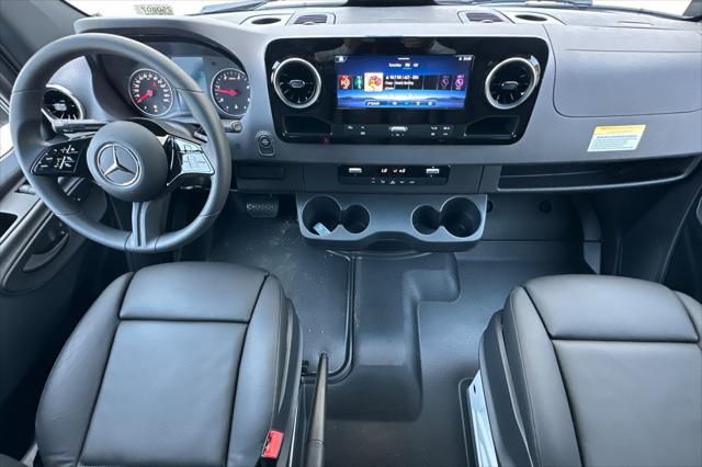 2025 Mercedes-Benz Sprinter 2500 Standard Roof 4-Cyl Diesel HO