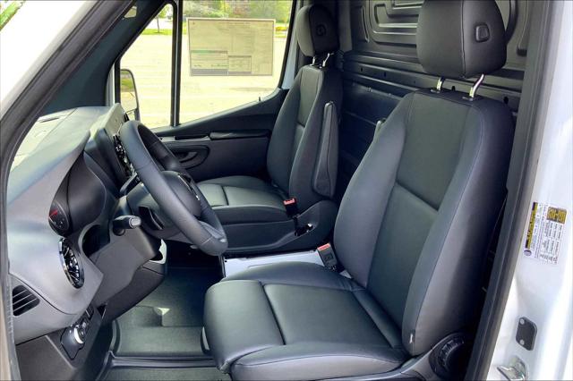 2025 Mercedes-Benz Sprinter 2500 High Roof 4-Cyl Diesel