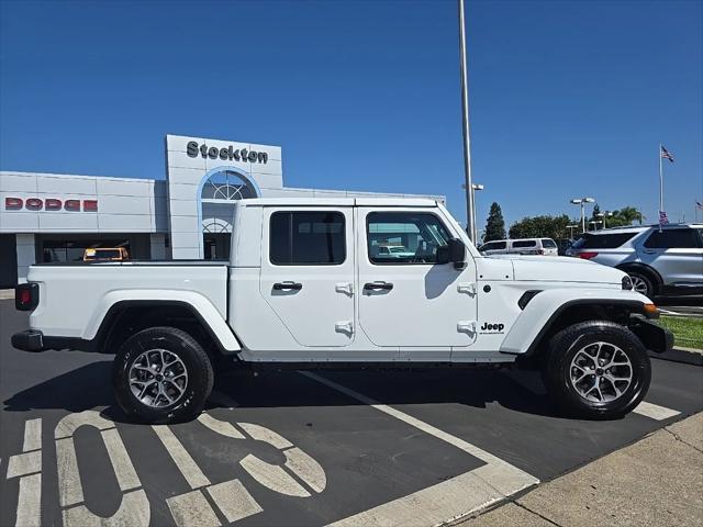 2025 Jeep Gladiator GLADIATOR SPORT S 4X4
