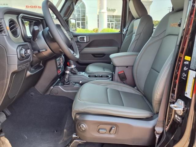 2025 Jeep Gladiator GLADIATOR MOJAVE X 4X4