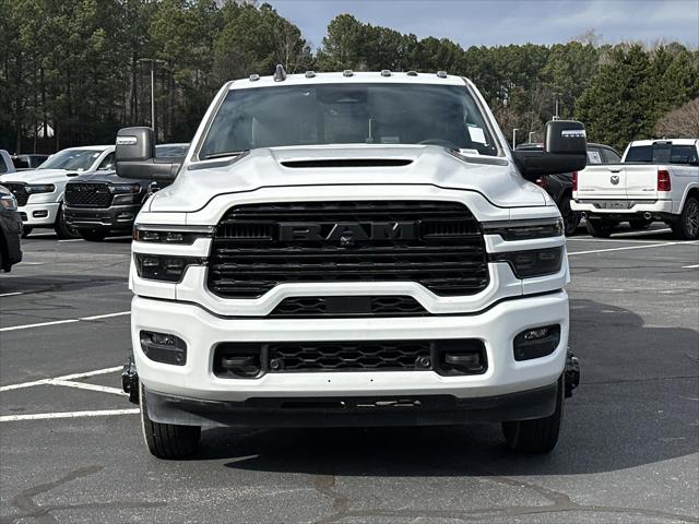 2025 RAM Ram 3500 RAM 3500 LIMITED CREW CAB 4X4 8 BOX