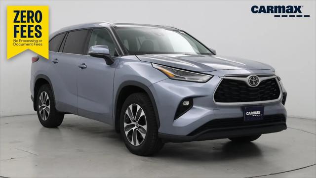 2022 Toyota Highlander XLE for sale in St Peters, MO