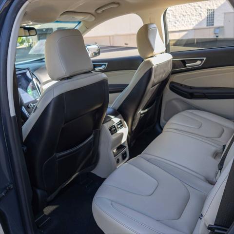 2021 Ford Edge Titanium