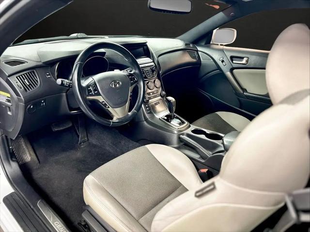 2016 Hyundai Genesis Coupe 3.8 Base