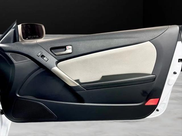 2016 Hyundai Genesis Coupe 3.8 Base