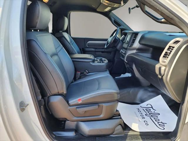 2022 Ram 2500 Tradesman Regular Cab 4x4 8' Box