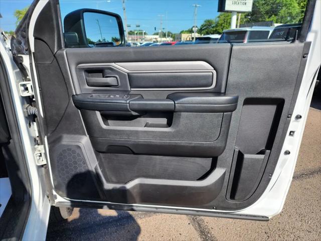 2022 Ram 2500 Tradesman Regular Cab 4x4 8' Box