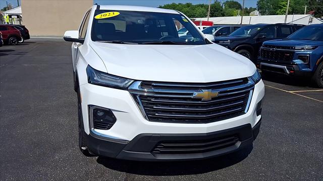 2023 Chevrolet Traverse AWD LT Cloth