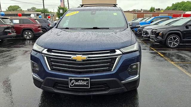 2023 Chevrolet Traverse AWD LT Cloth