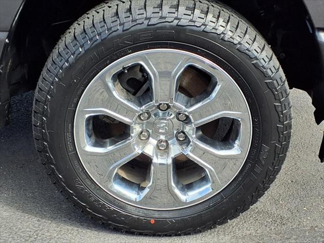 2020 RAM 1500 Big Horn Crew Cab 4x4 57 Box