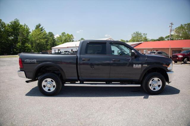 2018 RAM 2500 Tradesman Crew Cab 4x4 64 Box