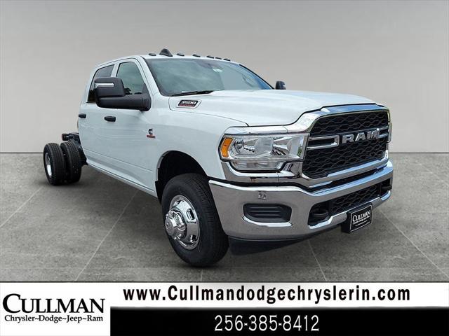2024 RAM Ram 3500 Chassis Cab RAM 3500 TRADESMAN CREW CAB CHASSIS 4X4 60 CA