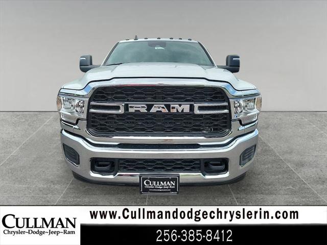 2024 RAM Ram 3500 Chassis Cab RAM 3500 TRADESMAN CREW CAB CHASSIS 4X4 60 CA
