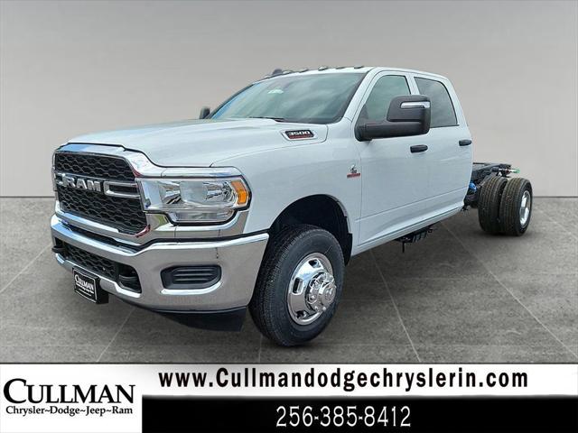 2024 RAM Ram 3500 Chassis Cab RAM 3500 TRADESMAN CREW CAB CHASSIS 4X4 60 CA