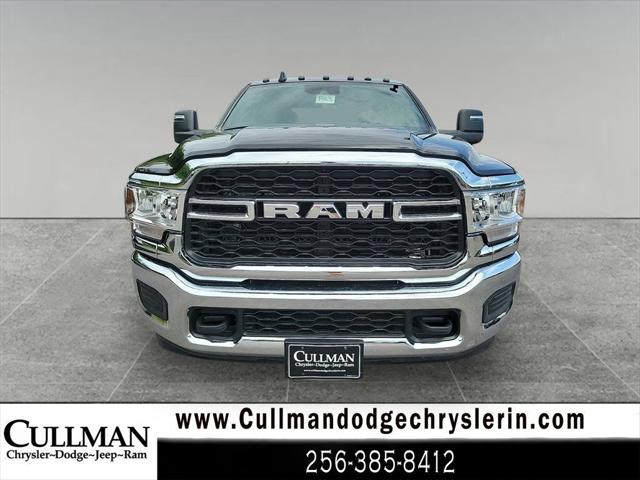 2024 RAM Ram 3500 Chassis Cab RAM 3500 TRADESMAN CREW CAB CHASSIS 4X4 60 CA
