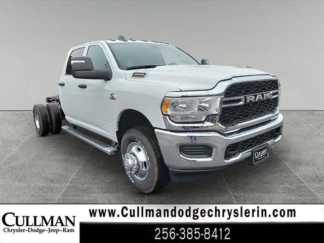 2024 RAM Ram 3500 Chassis Cab RAM 3500 TRADESMAN CREW CAB CHASSIS 4X4 60 CA