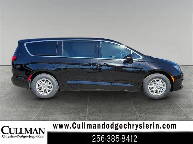 2025 Chrysler Voyager VOYAGER LX