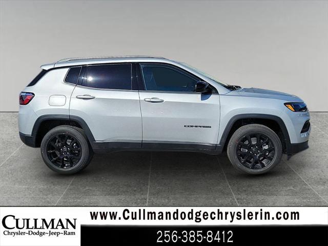 2025 Jeep Compass COMPASS LATITUDE 4X4
