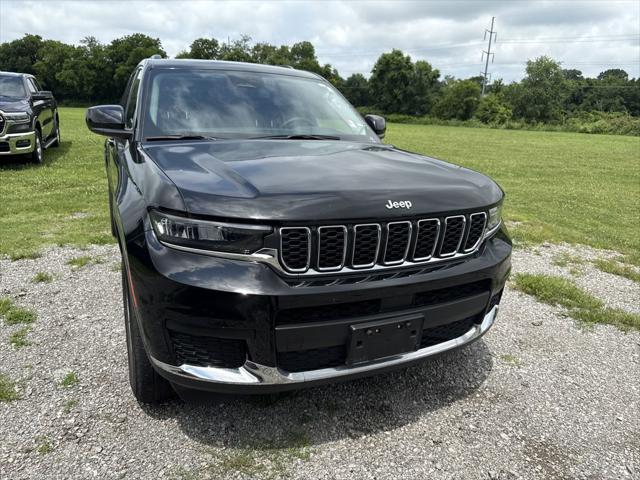 2023 Jeep Grand Cherokee L Laredo 4x4